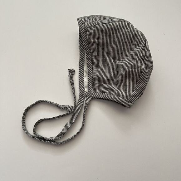 Briar Natural Stripe Silk Lined Bonnet - Picture 8 of 8